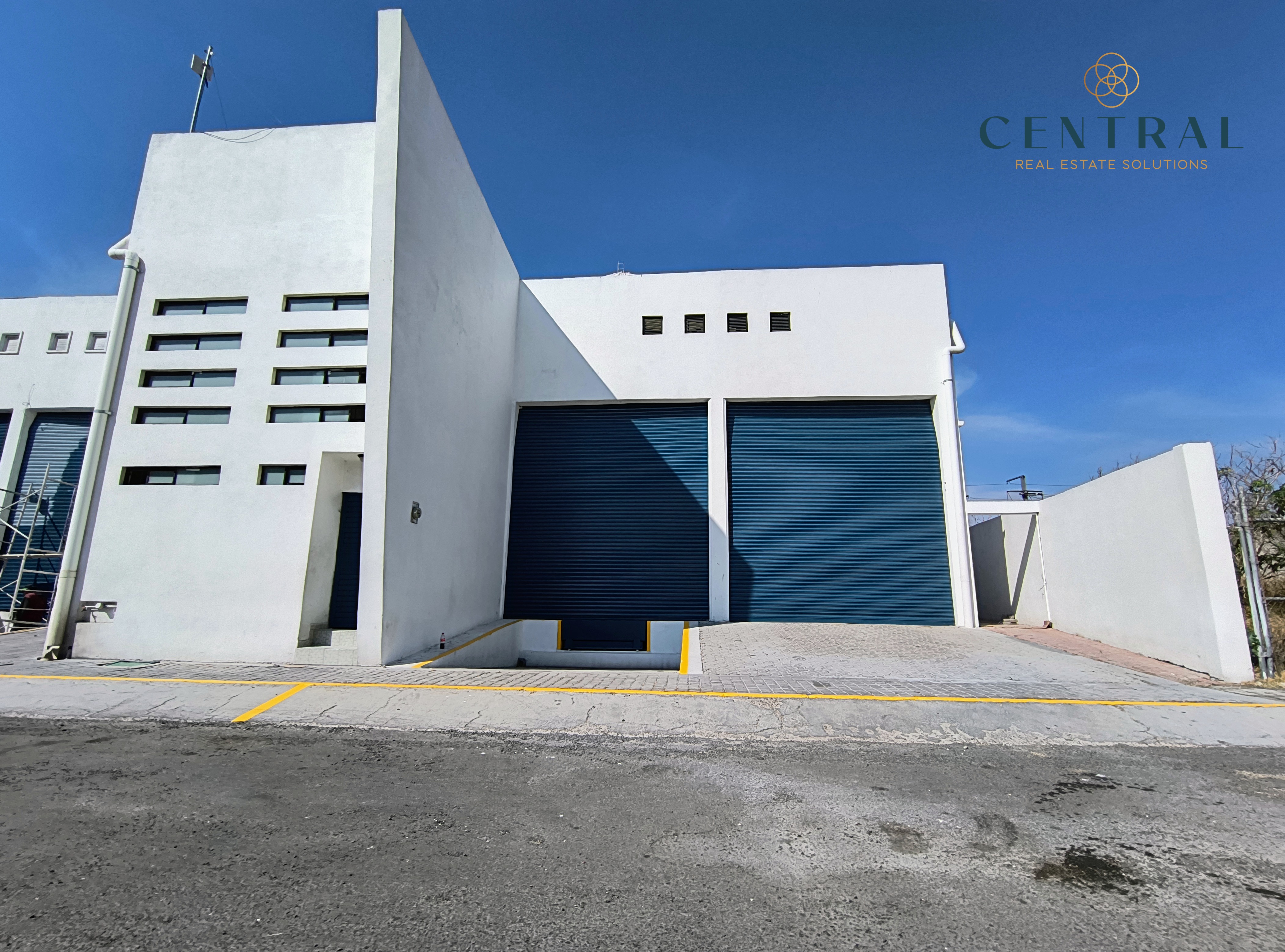 Bodega Industrial en renta Parque Industrial Fénix por Av. 5 de Febrero (500M2) (Rentada)